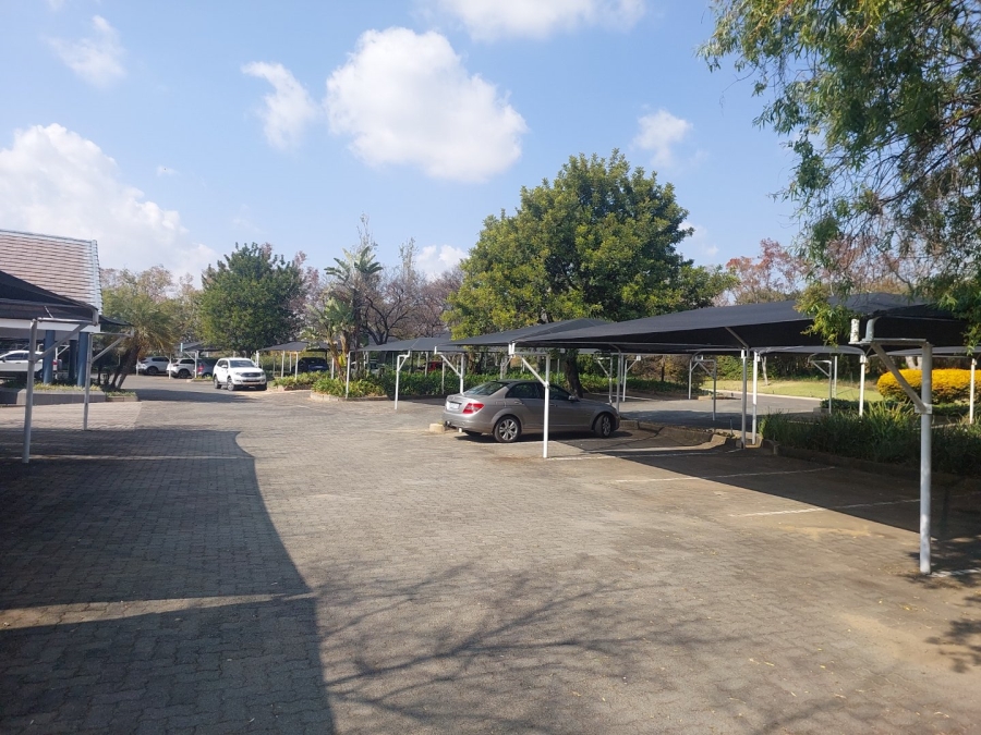 Commercial Property for Sale in Woodmead Gauteng