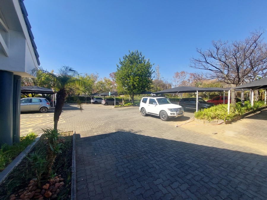 Commercial Property for Sale in Woodmead Gauteng