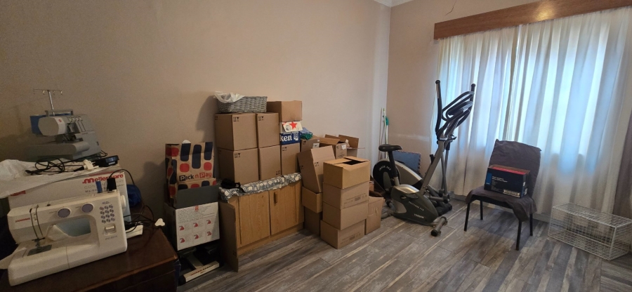 6 Bedroom Property for Sale in Sydenham Gauteng