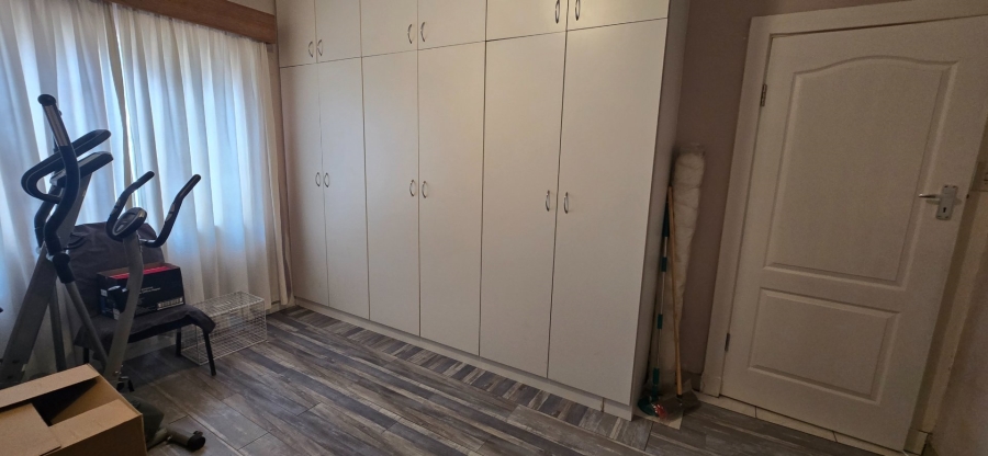 6 Bedroom Property for Sale in Sydenham Gauteng