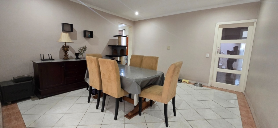 6 Bedroom Property for Sale in Sydenham Gauteng