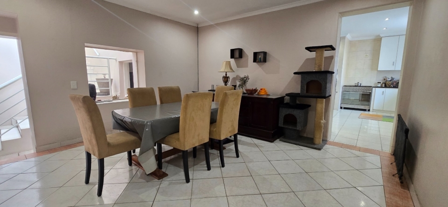 6 Bedroom Property for Sale in Sydenham Gauteng