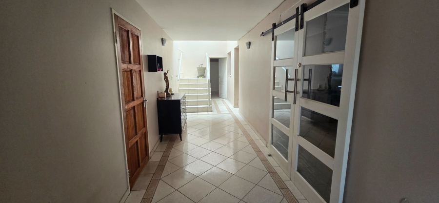 6 Bedroom Property for Sale in Sydenham Gauteng