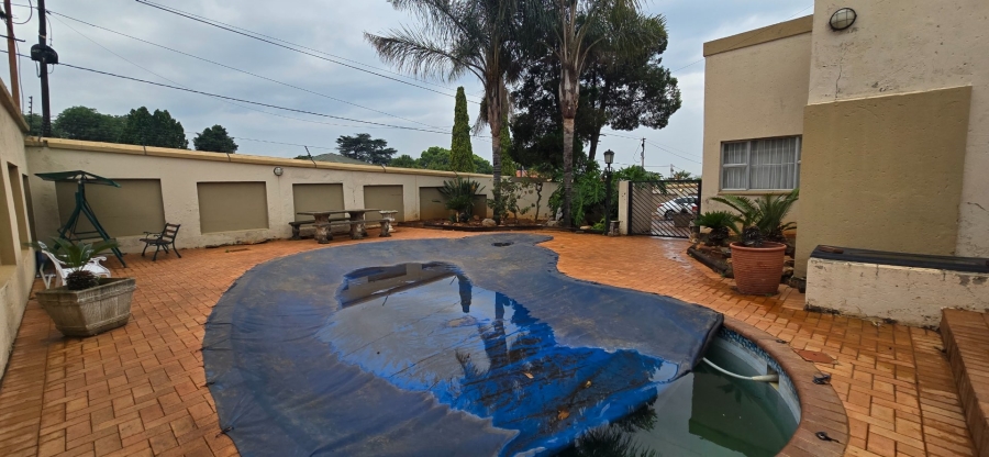 6 Bedroom Property for Sale in Sydenham Gauteng