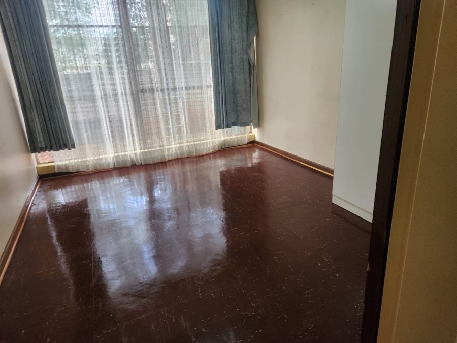 1 Bedroom Property for Sale in Casseldale Gauteng