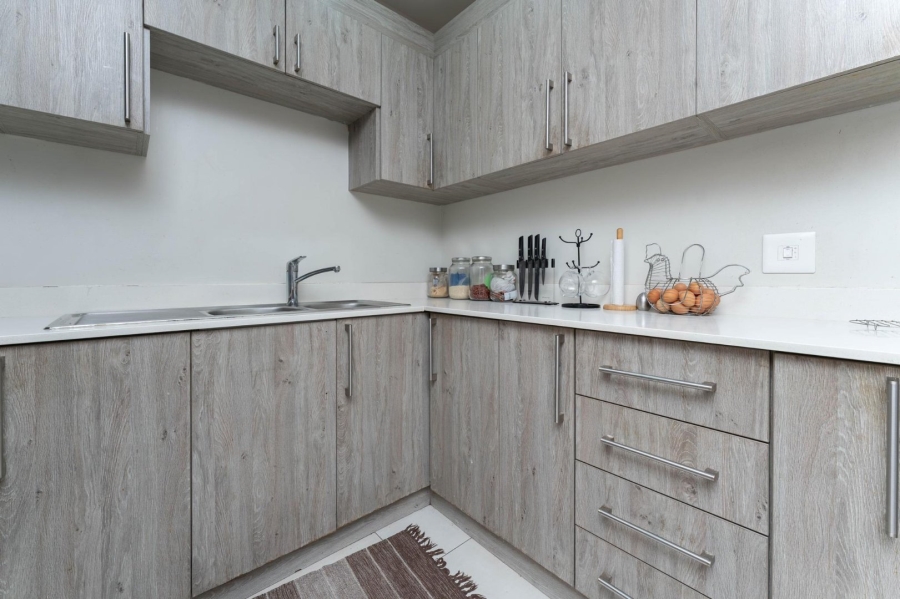 To Let 4 Bedroom Property for Rent in Morningside Gauteng