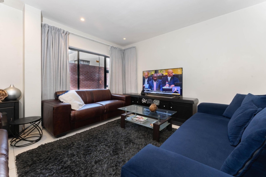 To Let 4 Bedroom Property for Rent in Morningside Gauteng