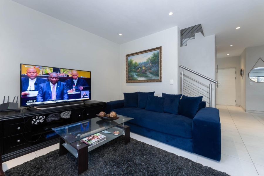 To Let 4 Bedroom Property for Rent in Morningside Gauteng