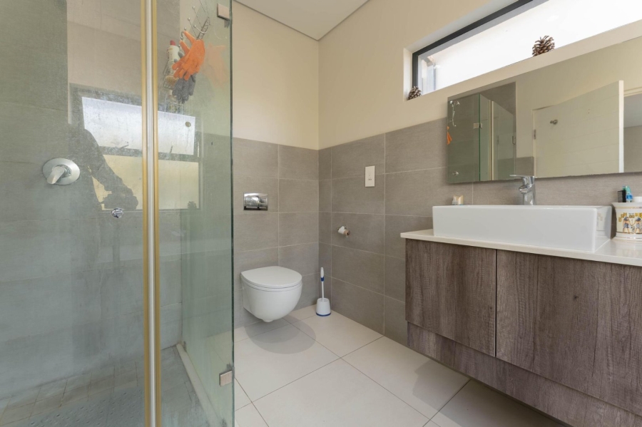 To Let 4 Bedroom Property for Rent in Morningside Gauteng