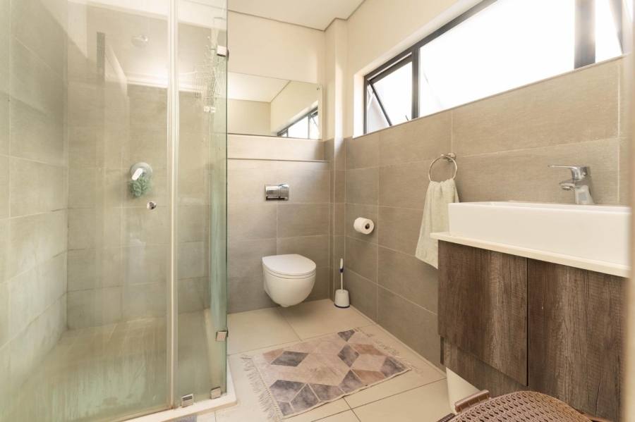 To Let 4 Bedroom Property for Rent in Morningside Gauteng