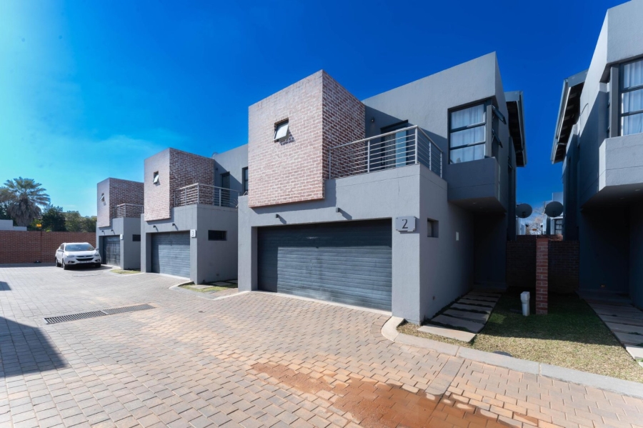 4 Bedroom Property for Sale in Morningside Gauteng