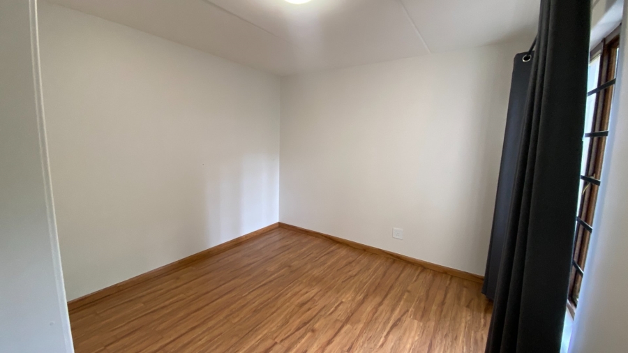 To Let 2 Bedroom Property for Rent in Fourways Gauteng