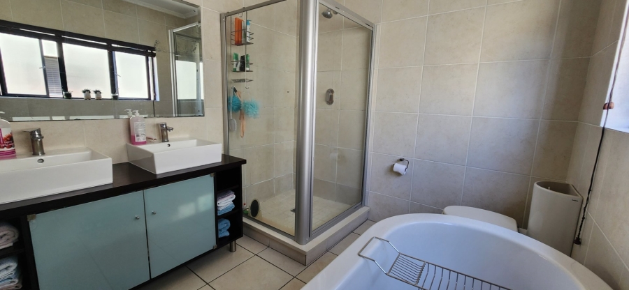3 Bedroom Property for Sale in Solheim Gauteng