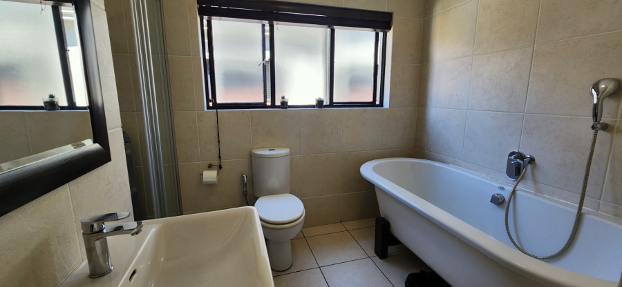 3 Bedroom Property for Sale in Solheim Gauteng