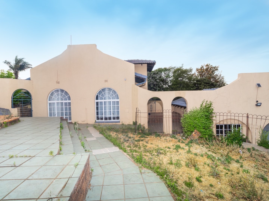 4 Bedroom Property for Sale in Mulbarton Gauteng