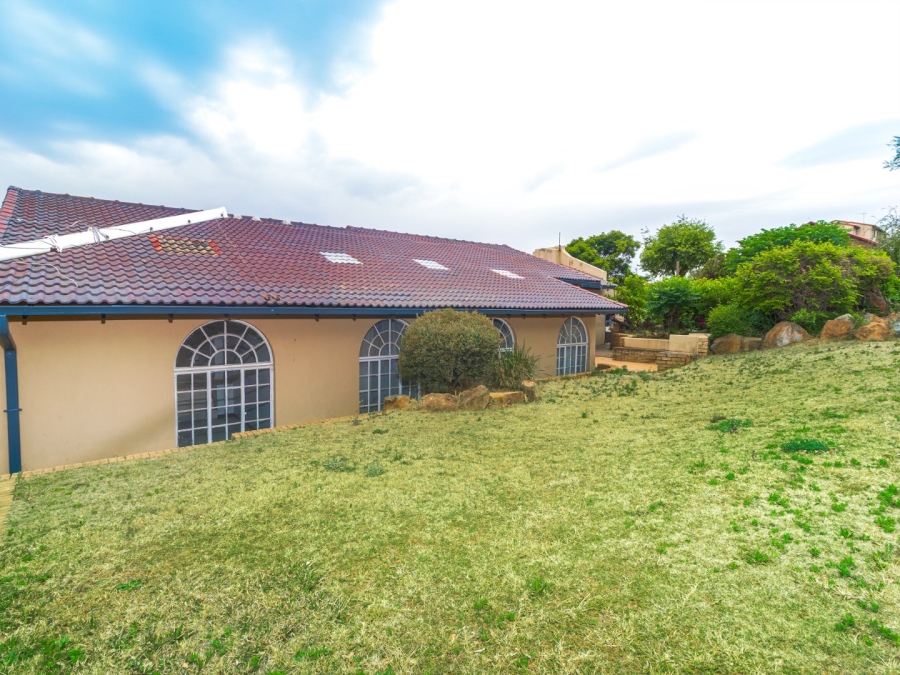 4 Bedroom Property for Sale in Mulbarton Gauteng