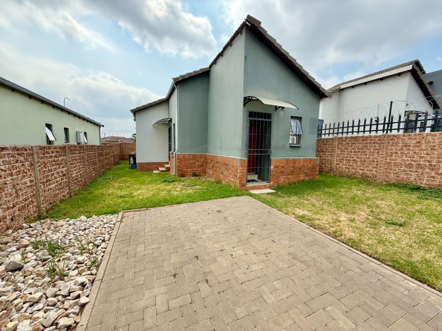 2 Bedroom Property for Sale in South Hills Gauteng