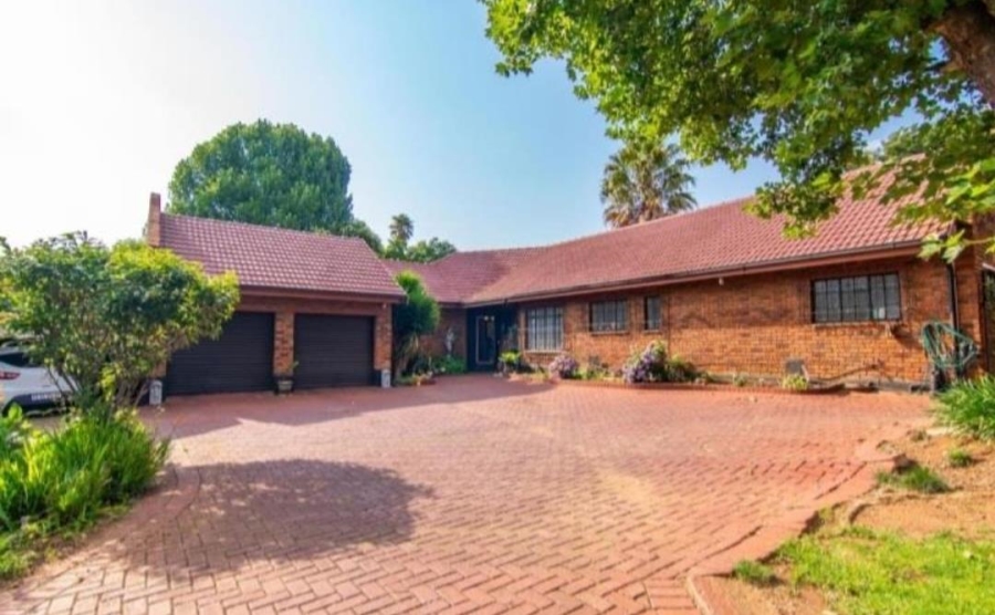 5 Bedroom Property for Sale in Boksburg West Gauteng