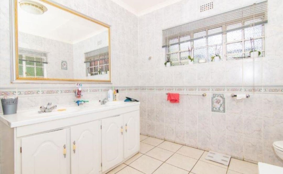 5 Bedroom Property for Sale in Boksburg West Gauteng