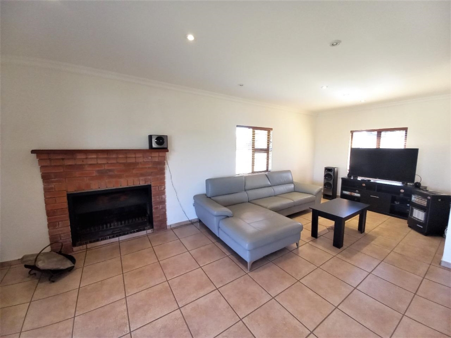 4 Bedroom Property for Sale in Vaal Marina Gauteng