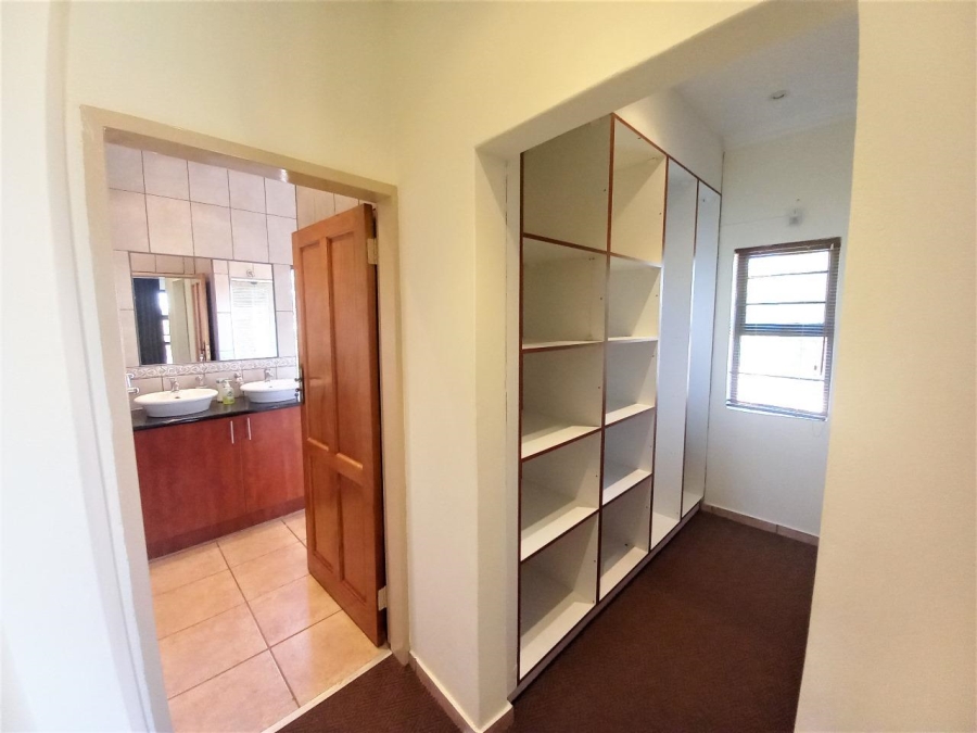 4 Bedroom Property for Sale in Vaal Marina Gauteng