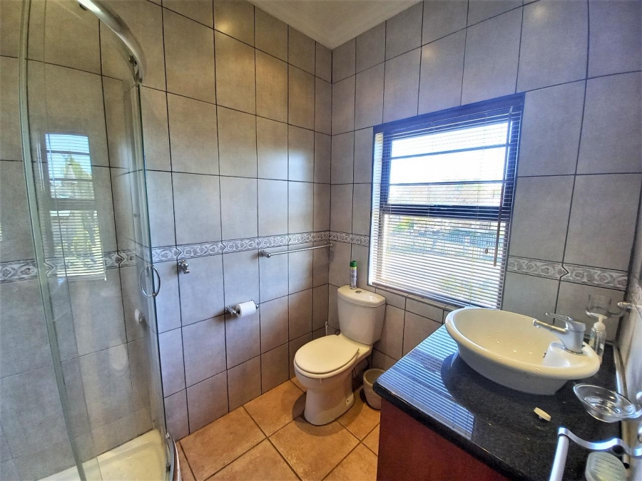 4 Bedroom Property for Sale in Vaal Marina Gauteng