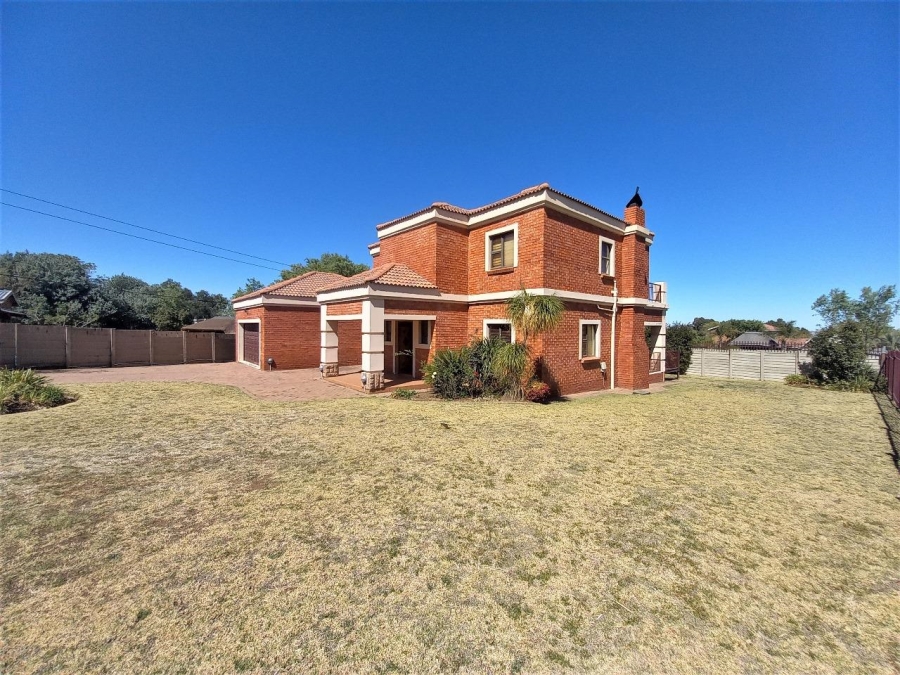 4 Bedroom Property for Sale in Vaal Marina Gauteng