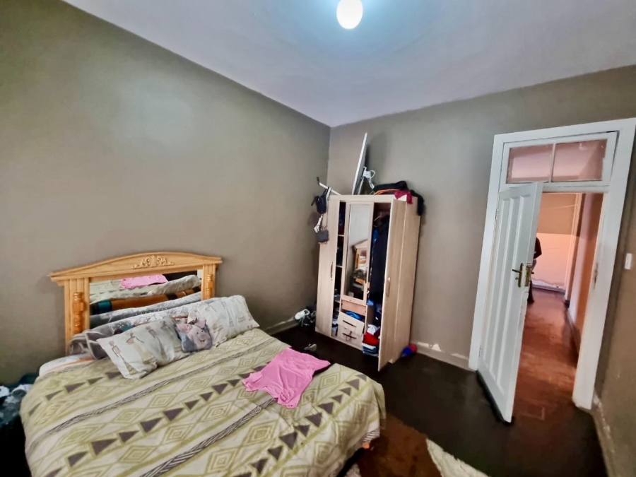 8 Bedroom Property for Sale in Kenilworth Gauteng