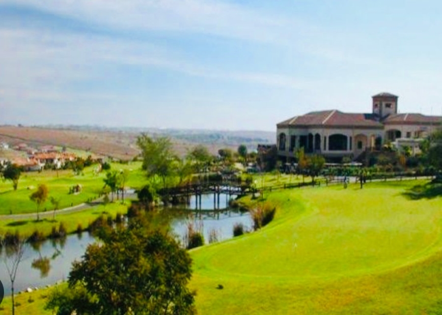 5 Bedroom Property for Sale in Blue Valley Golf Estate Gauteng
