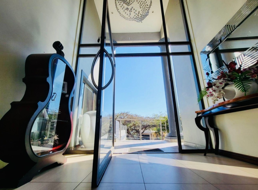 5 Bedroom Property for Sale in Blue Valley Golf Estate Gauteng