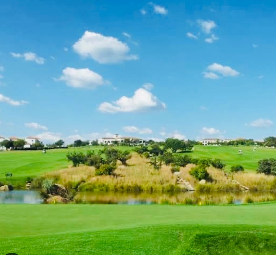 5 Bedroom Property for Sale in Blue Valley Golf Estate Gauteng