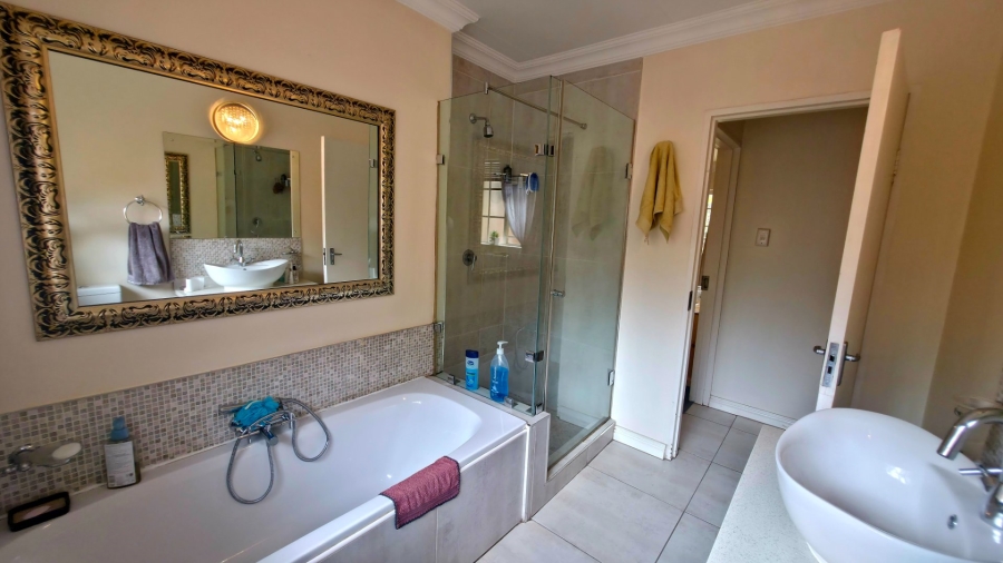 3 Bedroom Property for Sale in Eldoraigne Gauteng