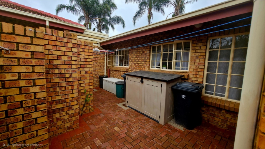 3 Bedroom Property for Sale in Eldoraigne Gauteng