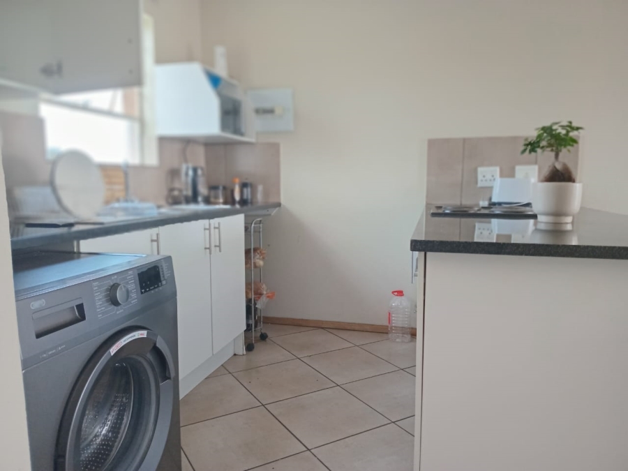 To Let 2 Bedroom Property for Rent in Albertsdal Gauteng