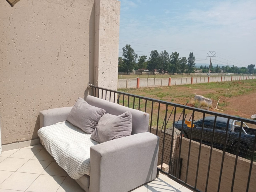 To Let 2 Bedroom Property for Rent in Albertsdal Gauteng