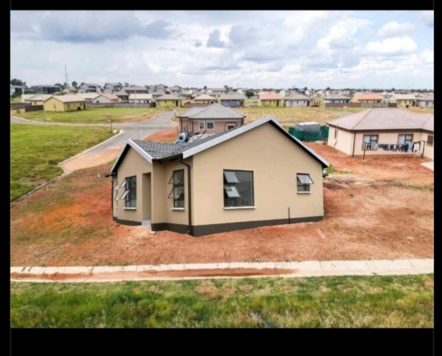 3 Bedroom Property for Sale in Windmill Park Gauteng