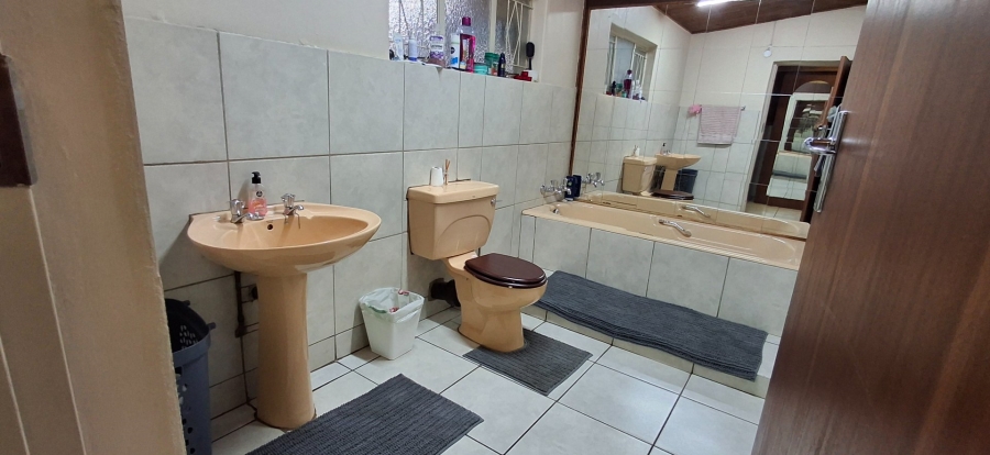 3 Bedroom Property for Sale in Sinoville Gauteng