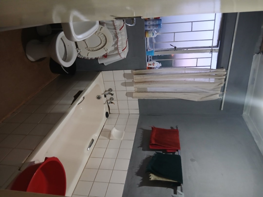 2 Bedroom Property for Sale in Soshanguve WW Gauteng