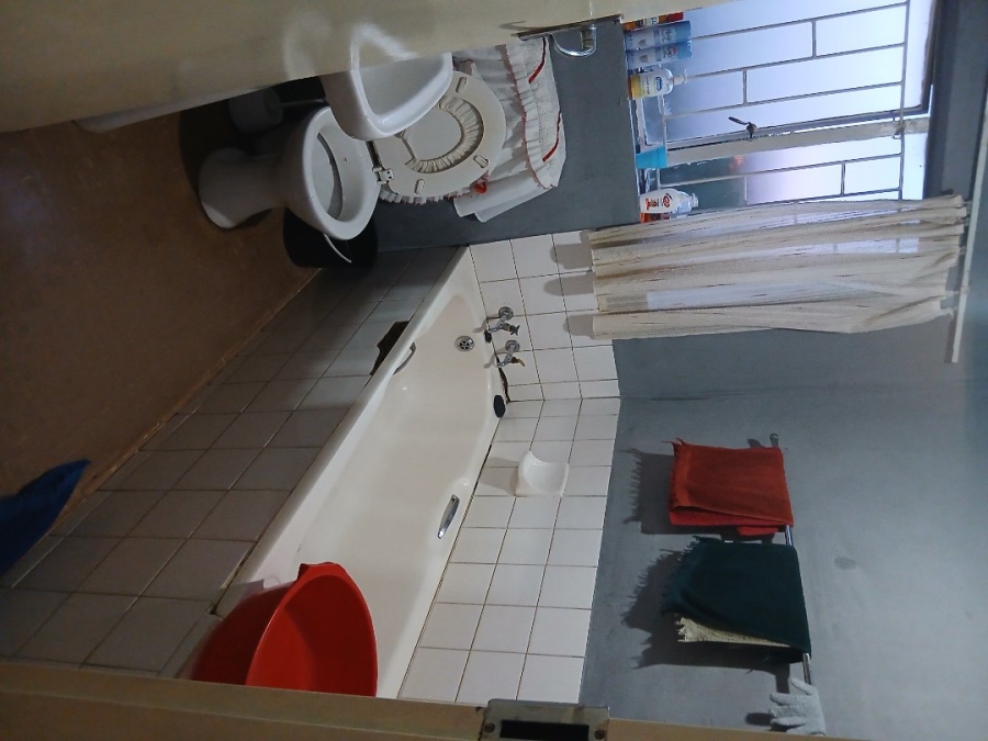 2 Bedroom Property for Sale in Soshanguve WW Gauteng