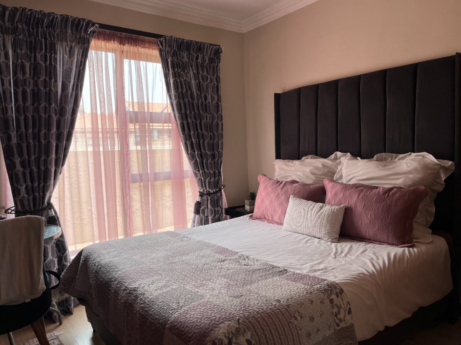 3 Bedroom Property for Sale in Vanderbijlpark SW 5 Gauteng