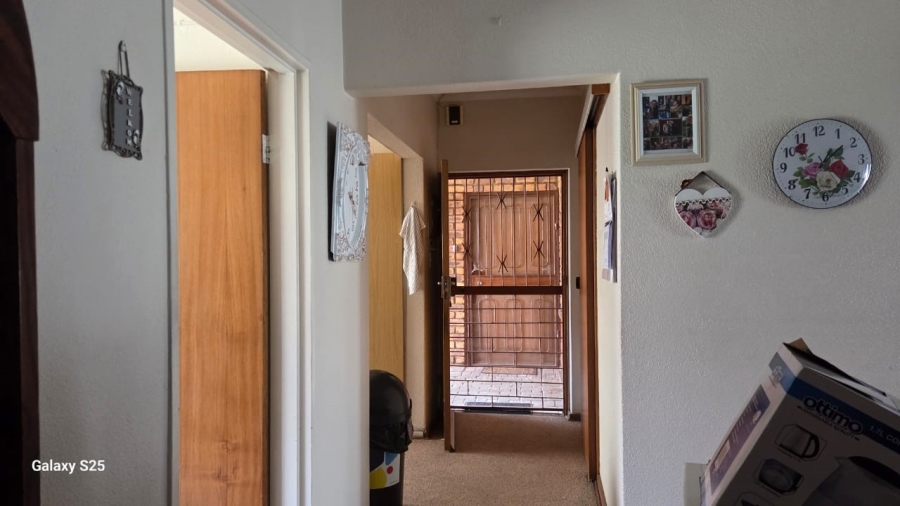 2 Bedroom Property for Sale in Sunair Park Gauteng