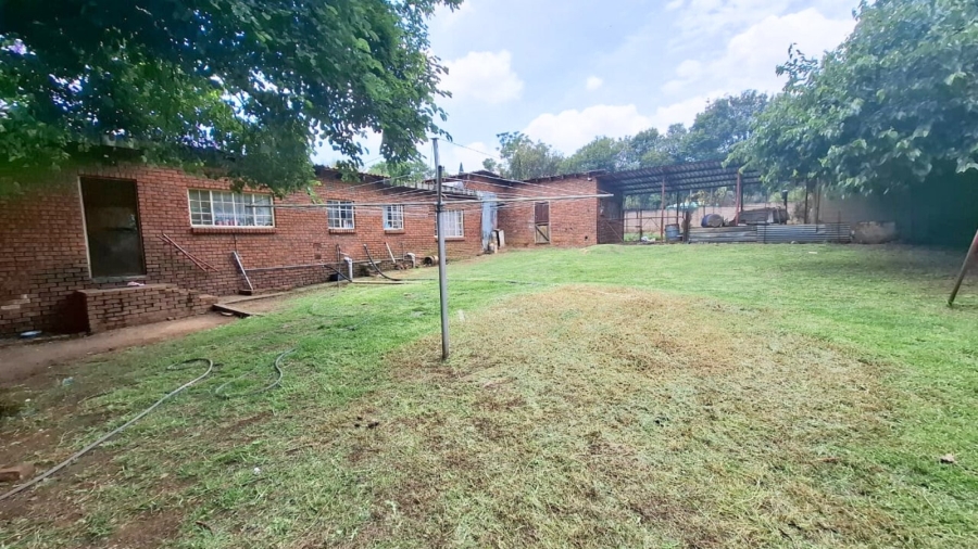 Commercial Property for Sale in Glen Austin Gauteng