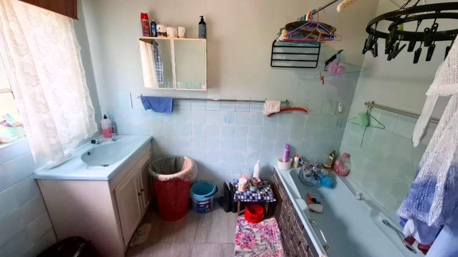 Commercial Property for Sale in Glen Austin Gauteng