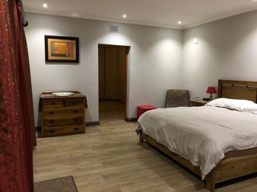 4 Bedroom Property for Sale in Vanderbijlpark SW 5 Gauteng