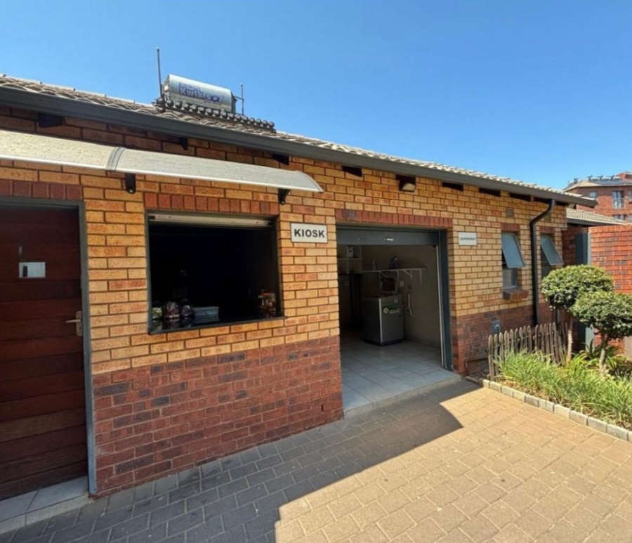 2 Bedroom Property for Sale in Montana Tuine Gauteng