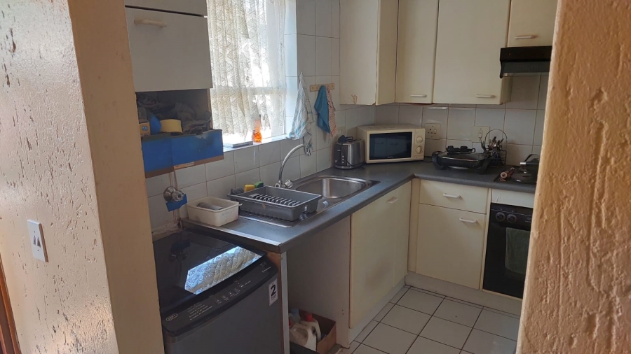 2 Bedroom Property for Sale in Vanderbijlpark SW 5 Gauteng