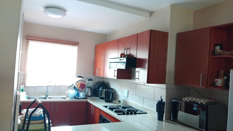 2 Bedroom Property for Sale in Halfway Gardens Gauteng