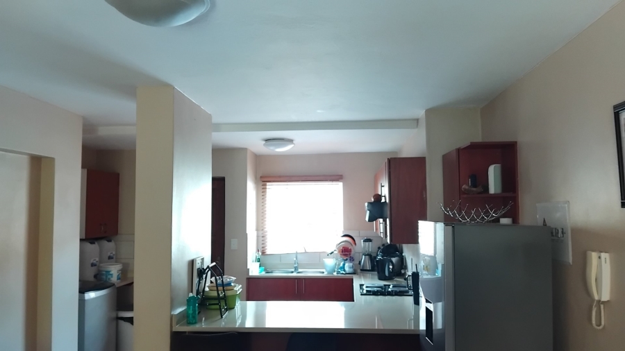 2 Bedroom Property for Sale in Halfway Gardens Gauteng