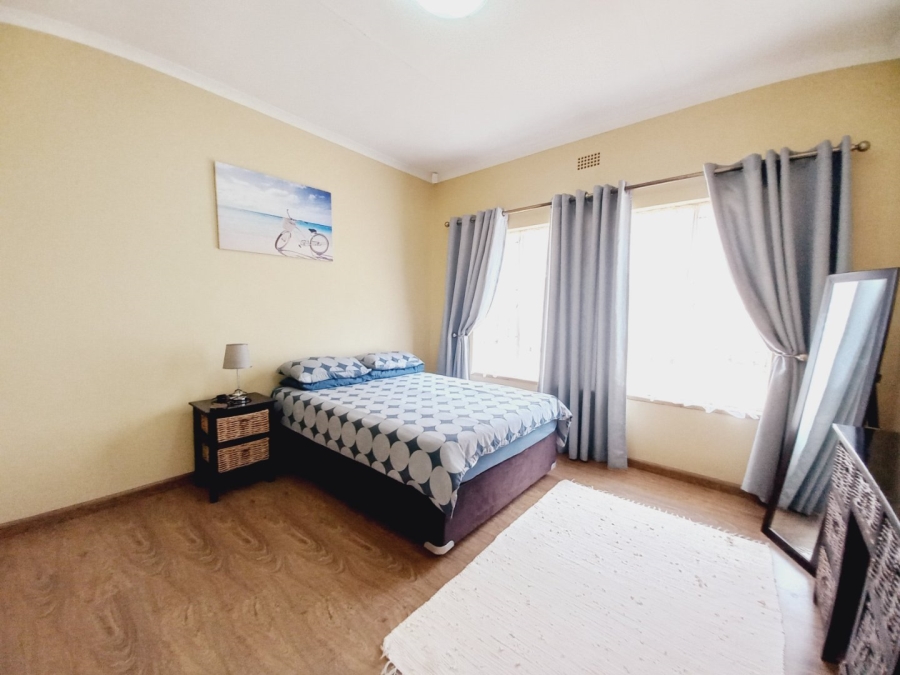 3 Bedroom Property for Sale in Symhurst Gauteng