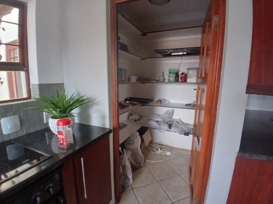 5 Bedroom Property for Sale in Montana Park Gauteng